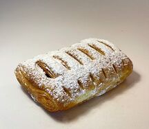 Гипфель с клубникой