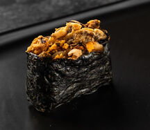 Спайси-суши с мидией