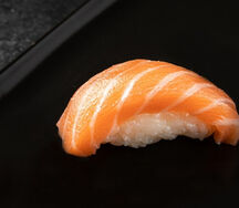 Суши Лосось