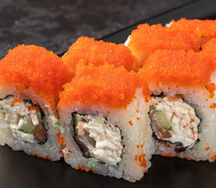 Ролл Калифорния с масаго