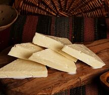 Грузинский Сыр сулугуни