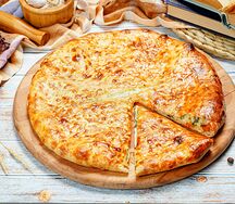 Хачапури с сыром и зеленью