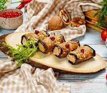 Баклажановые рулеты с ореховой начинкой