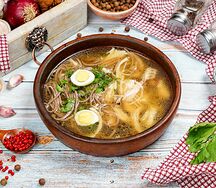 Куриный суп с гречневой лапшой