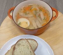 Куриный суп с лапшой