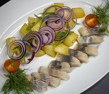 Селедка с картофелем