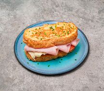 Тост с ветчиной и сыром