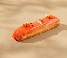 Эклер Облепиховый