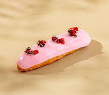 Эклер Клубника со сливками