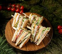 Клаб-сэндвич с ветчиной