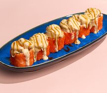 Ролл с гребешком и трюфельным соусом