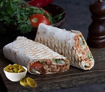 Шаурма с курицей острая