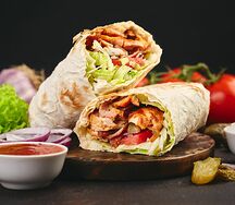 Большая шаурма с курицей Бизон