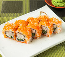 Ролл Калифорния тобико