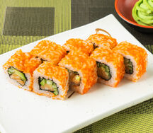 Ролл Канадский тобико