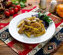 Картофель жареный с грибами