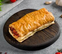Слойка с ветчиной и сыром