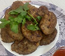 Гречка с котлетами 