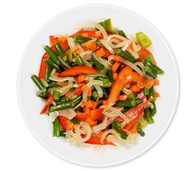 Стручковая фасоль с овощами