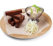 Форшмак с гренками 