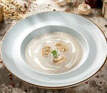 Крем-суп из шампиньонов с гренками