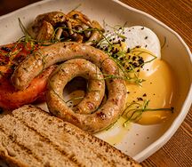 Տնական նրբերշիկ հավի մսով և շիմեջի սնկով