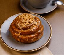 Бон-бон с карамелью