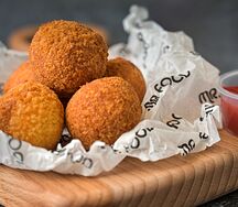 Տապակած պանրի գնդիկներ