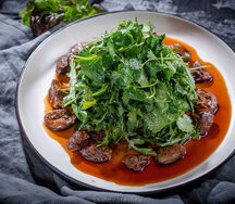 Теплый салат с куриной печенью