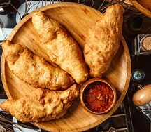Пирожок жареный с картошкой