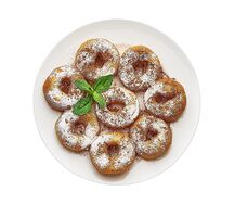 Стандартная порция пончиков с корицей и сахарной пудрой