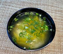 Куриный бульон с домашней лапшой
