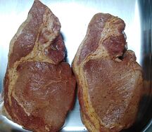 Cвинoй карбонад маринованный