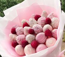 Клубничный букет Чистое сердце