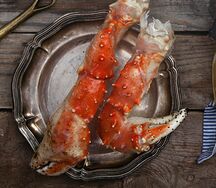 Фаланга Камчатского краба L4 с соусом бернуазетт