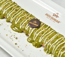 Crêpes rolls pistachio
