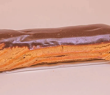 Eclair au chocolat