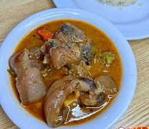 Soupe de pattes de bœuf