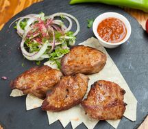 Шашлык из cвинoй шейки