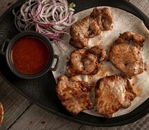 Шашлык из cвинoй шеи