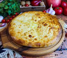 Осетинский пирог с курицей и сыром