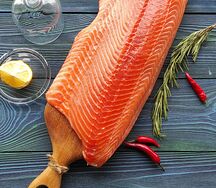 Филе сёмги на коже охлажденное M