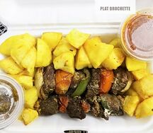 Plat de brochettes de filet de bœuf