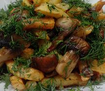 Жареный картофель с грибами