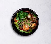Wok лапша с креветками