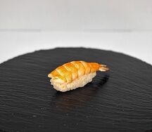 Суши с креветкой