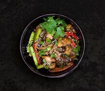 Wok лапша с цыплёнком