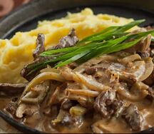 Бефстроганов из свинины