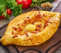 Хачапури по-аджарски