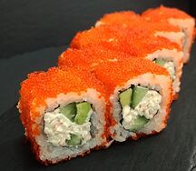 Ролл Калифорния с крабом